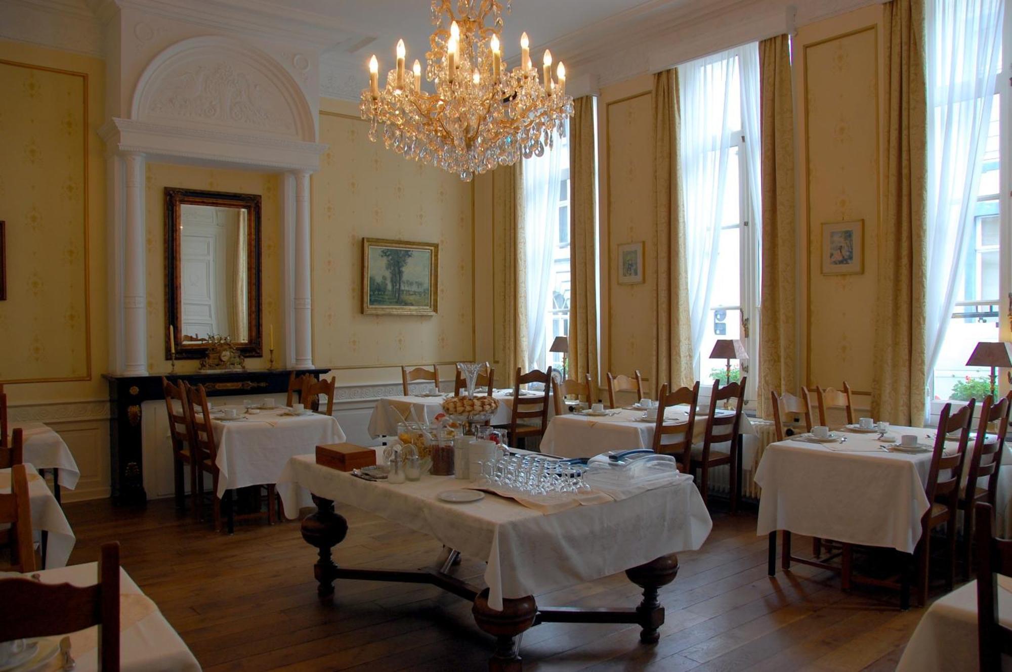 Hotel Patritius Брюж Екстериор снимка